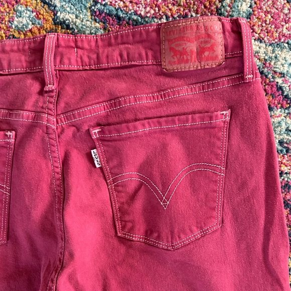 Levi’s | Women's Magenta 505 Straight Chino Pants Jeans, zip/button closure, 10 - Picture 2 of 14